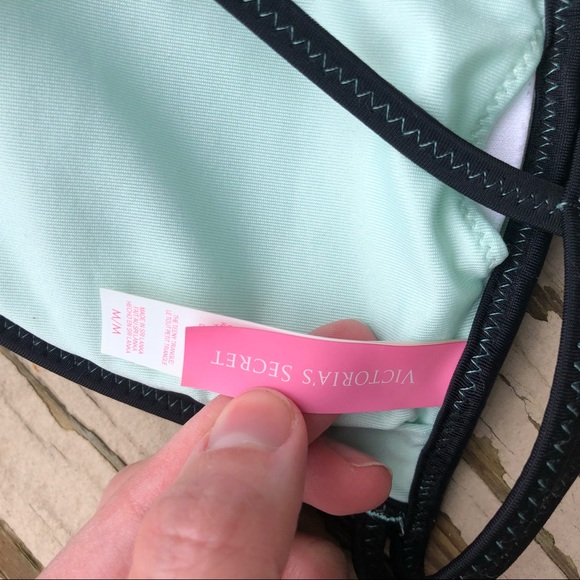 Victoria’s Secret Bikini Top - Picture 3 of 4